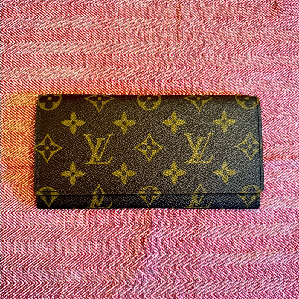 Louis Vuitton Monogram Checkbook Long Bifold Wallet
